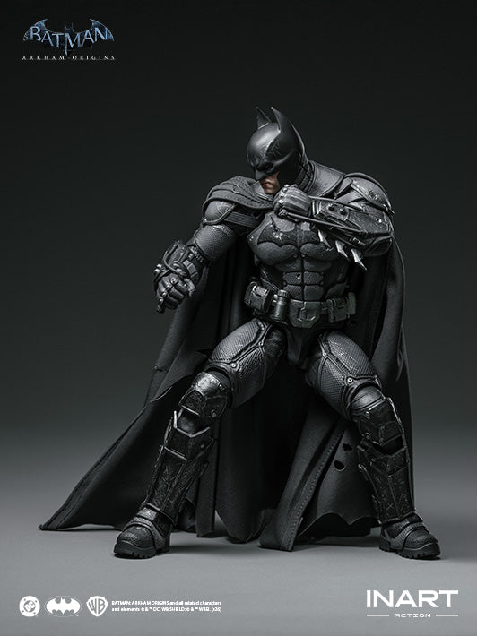 Batman: Arkham Origins - Batman (Battle Damaged Version) Action Figure