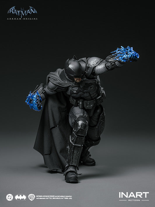 Batman: Arkham Origins - Batman (Battle Damaged Version) Action Figure