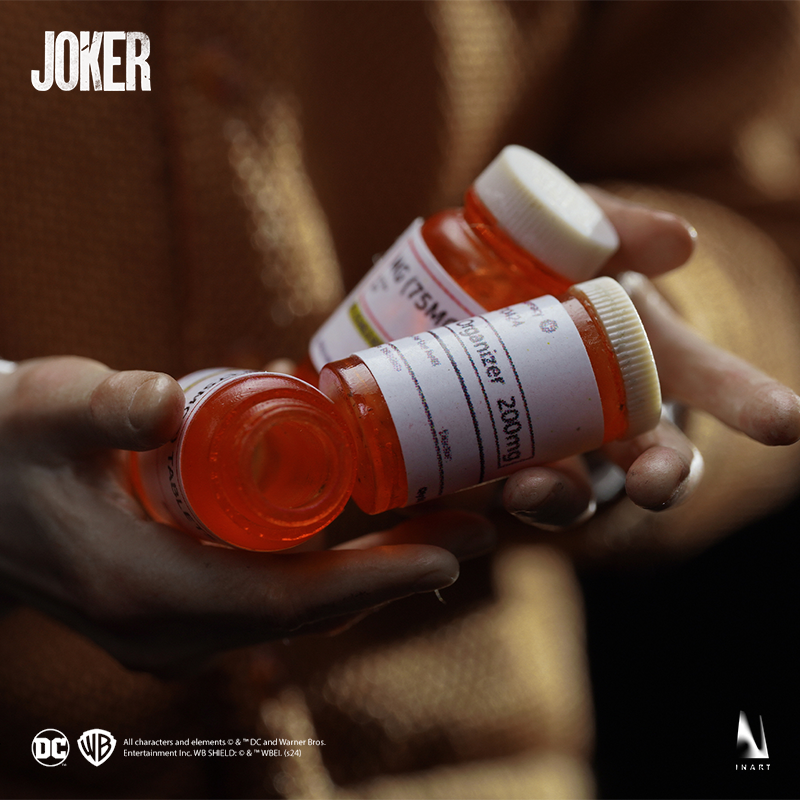 JOKER (2019) 1/6 Collectible Figure (Deluxe Version)