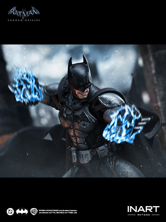 Batman: Arkham Origins - Batman (Battle Damaged Version) Action