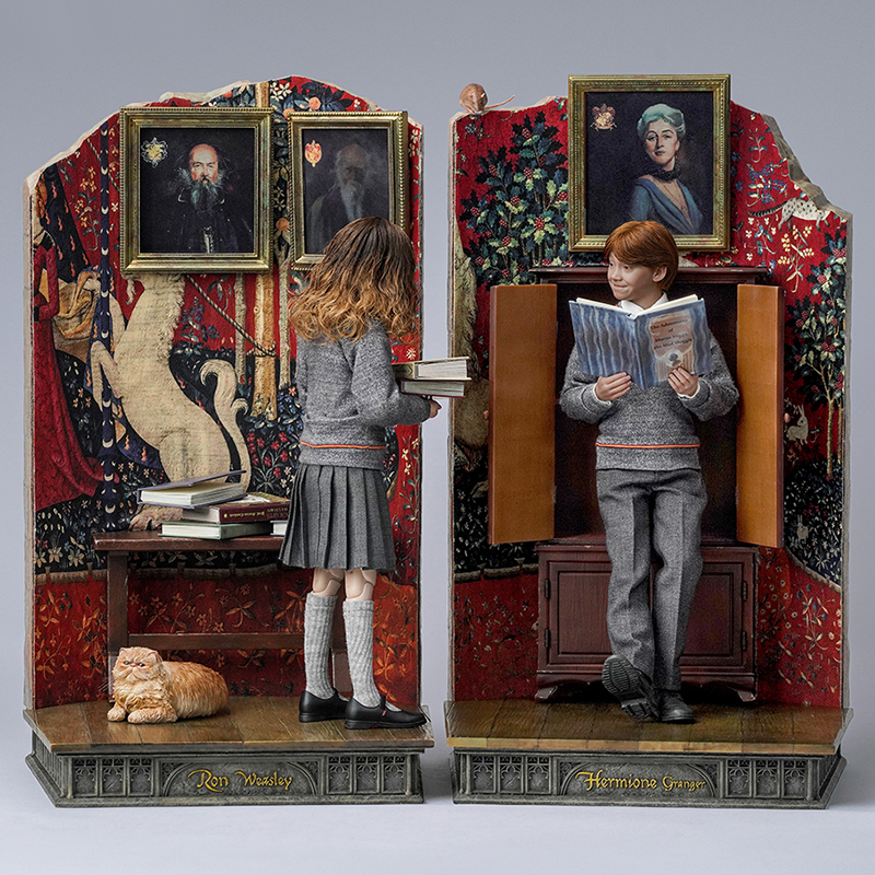 Detailed Ron Weasley 1-6 scale figure by INART in a dynamic pose.