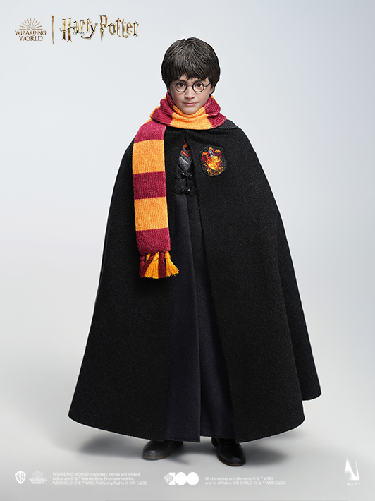 Harry Potter 1/6 Scale Collectible Figure - Standard Version