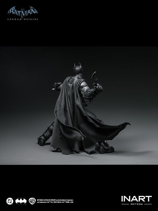 Batman: Arkham Origins - Batman (Battle Damaged Version) Action Figure