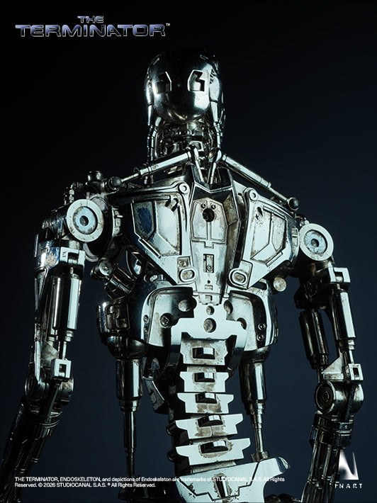 Accessories Included with The Terminator Endoskeleton Figure